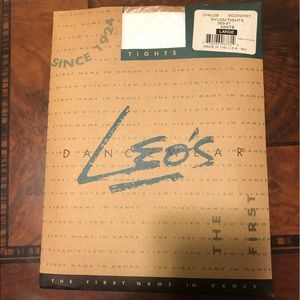 Leo's Childs Nylon Tights, size L